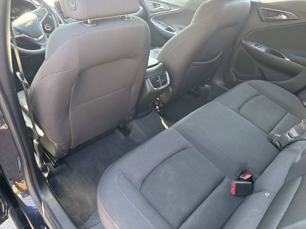 Used 2023 Chevrolet Malibu LT FWD image 16