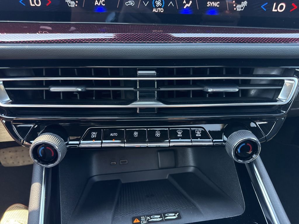 New 2026 Chevrolet Traverse Z71 AWD/4WD image 21