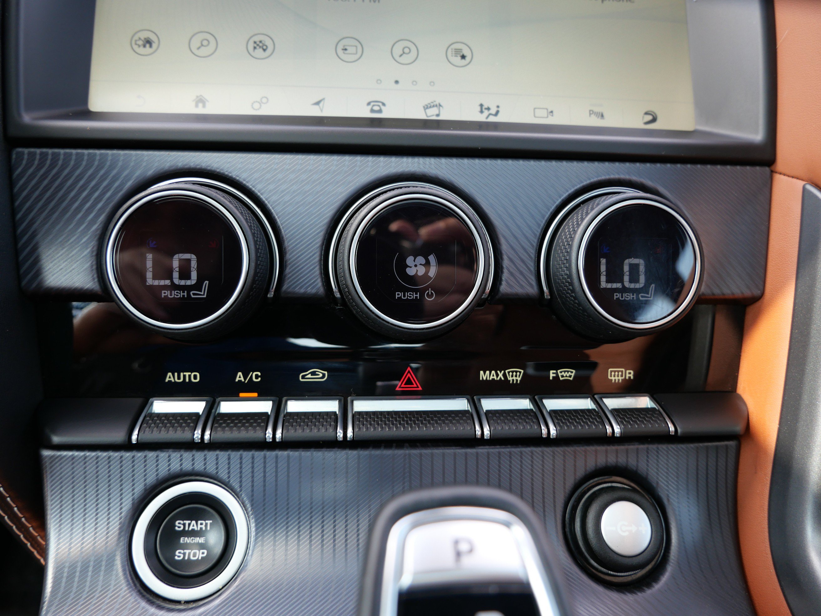 Certified 2023 Jaguar F-TYPE R-Dynamic AWD/4WD image 23