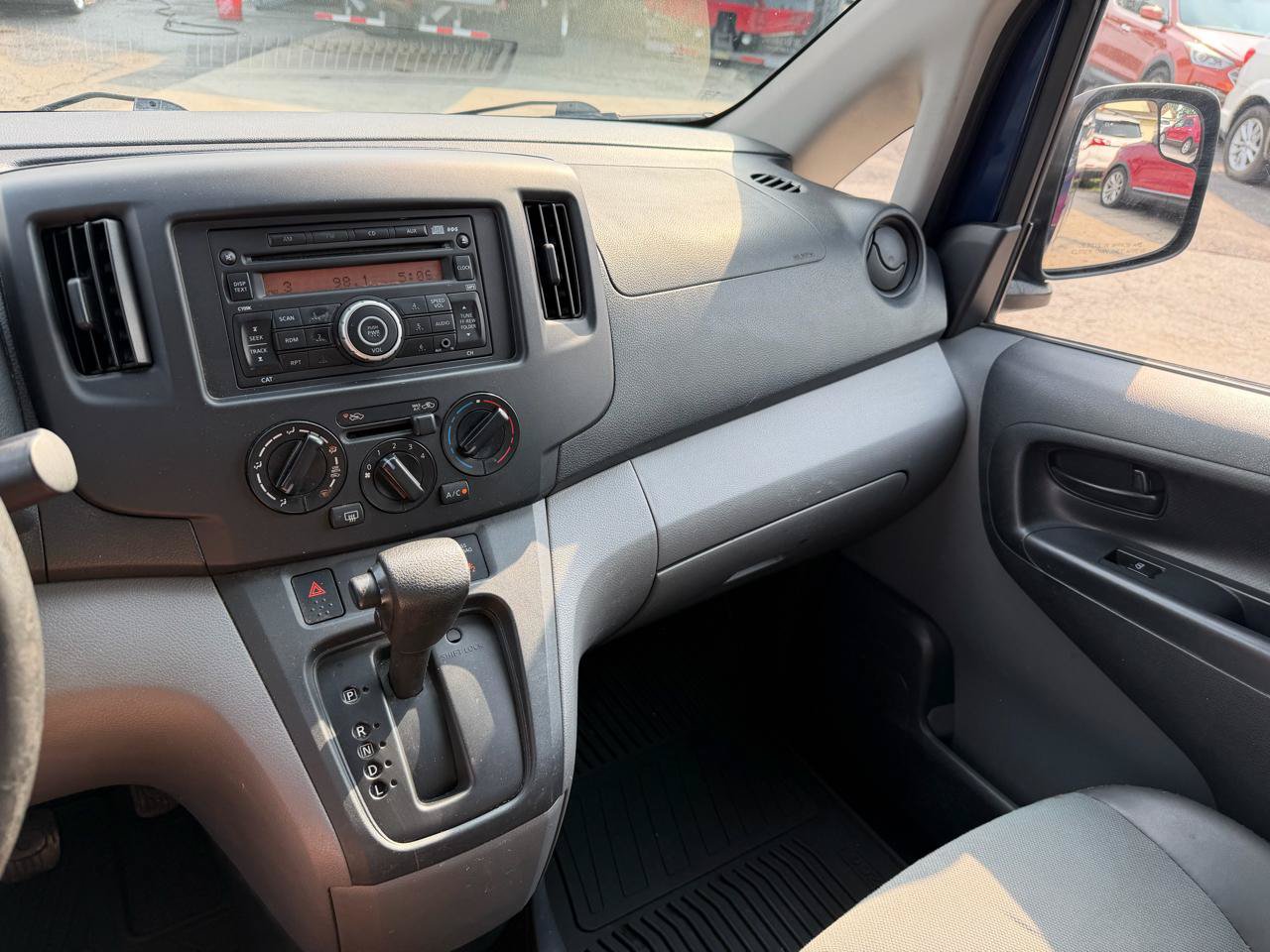 Used 2014 Nissan NV200 S w/ Cruise Control Package FWD image 7