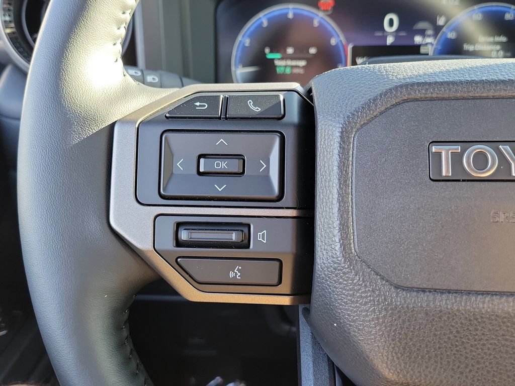 Used 2026 Toyota Land Cruiser w/ Premium Package AWD/4WD image 5