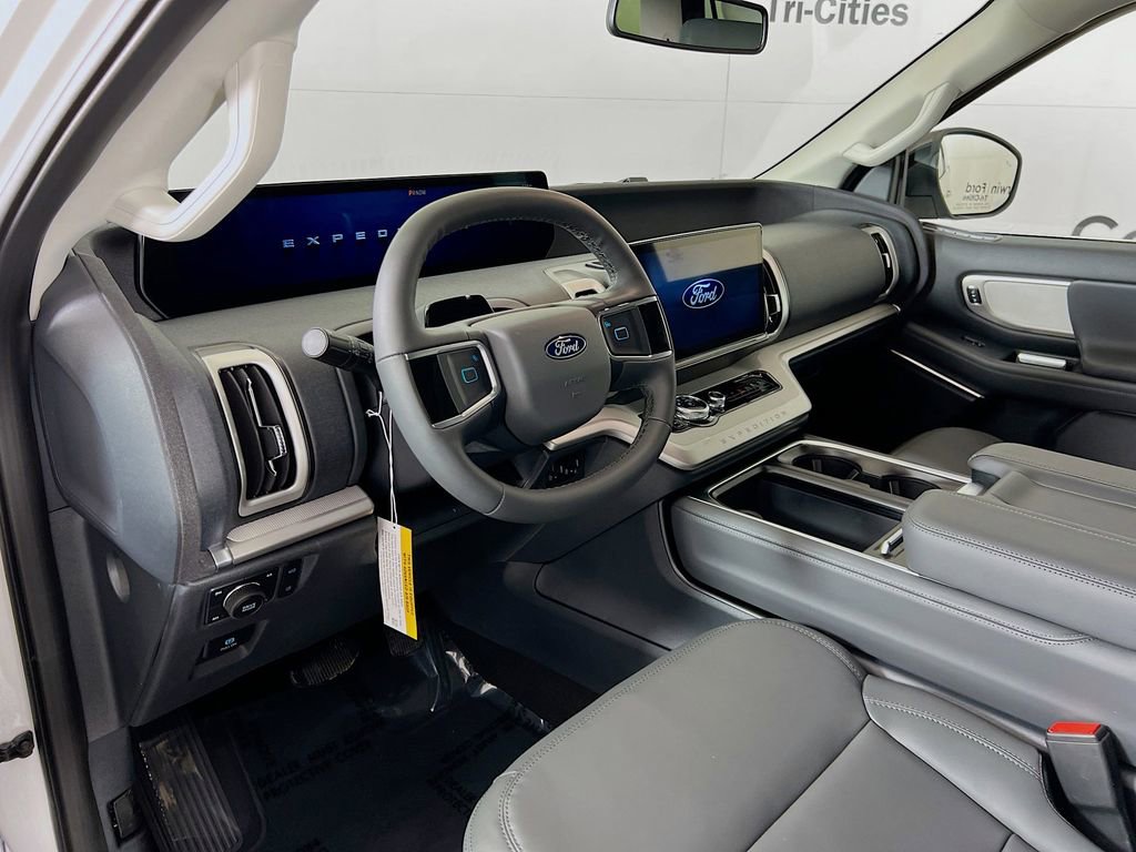 New 2026 Ford Expedition Max Active image 3