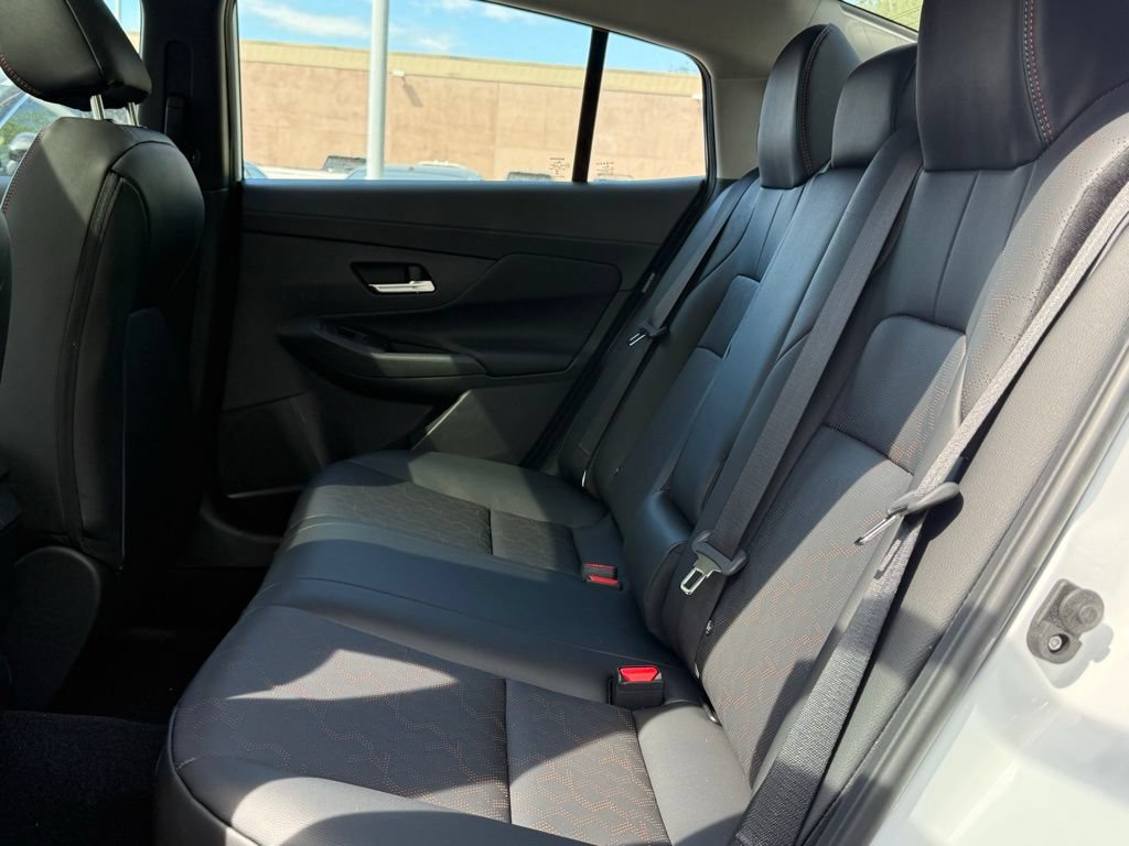 New 2026 Nissan Sentra SR w/ SR Premium Package FWD image 20