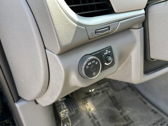 Used 2015 Chevrolet Traverse LS FWD image 18