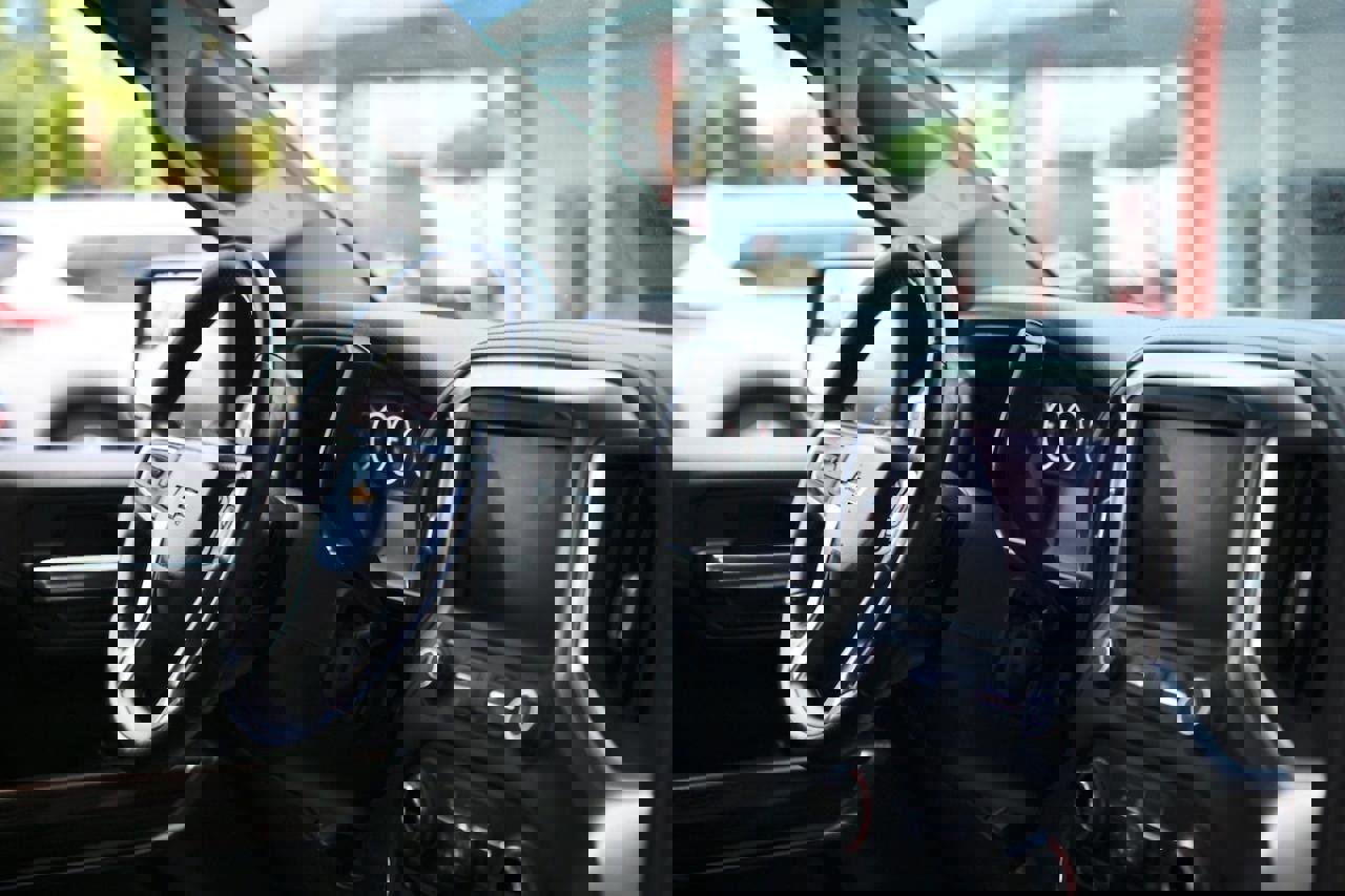 Used 2021 Chevrolet Silverado 1500 LT w/ LPO, Dark Essentials Package image 19