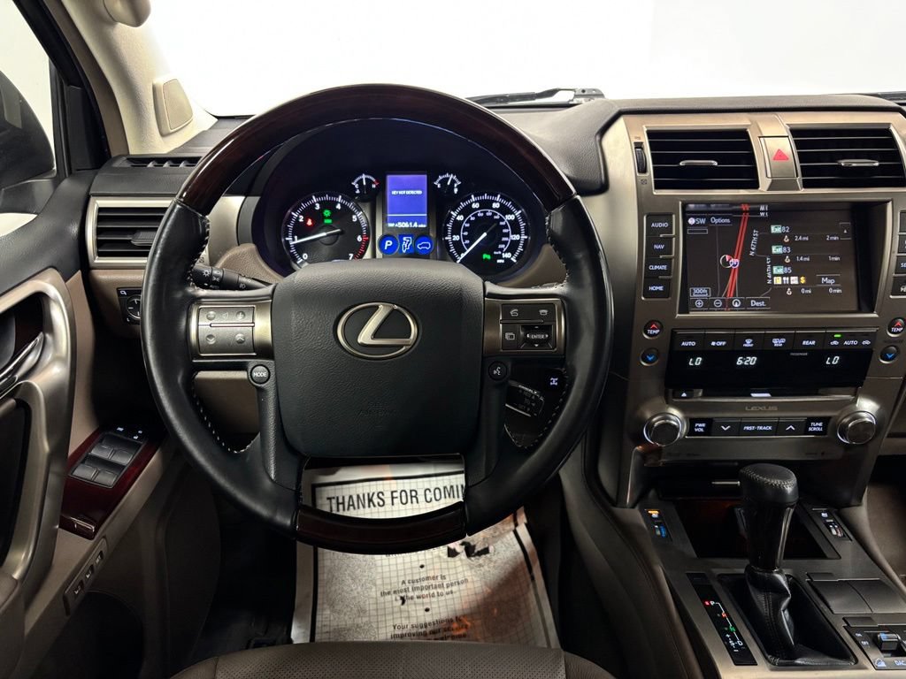 Used 2018 Lexus GX 460 Premium w/ Premium Package AWD/4WD image 22