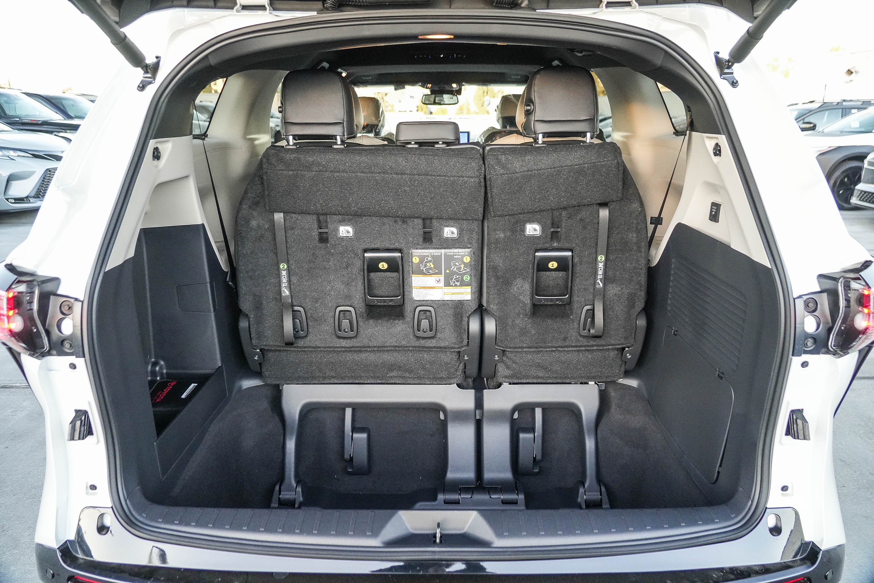 New 2026 Toyota Sienna Platinum AWD/4WD image 13