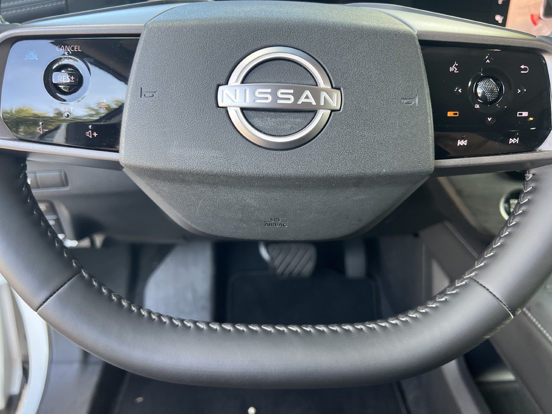Used 2025 Nissan Murano SL AWD/4WD image 9