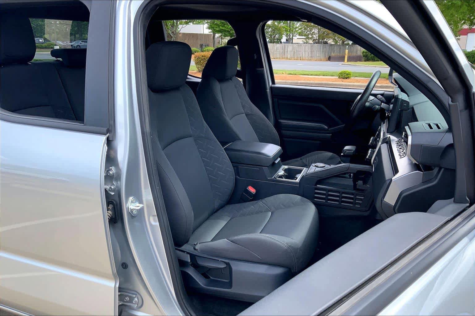 Used 2024 Toyota Tacoma SR5 RWD image 9