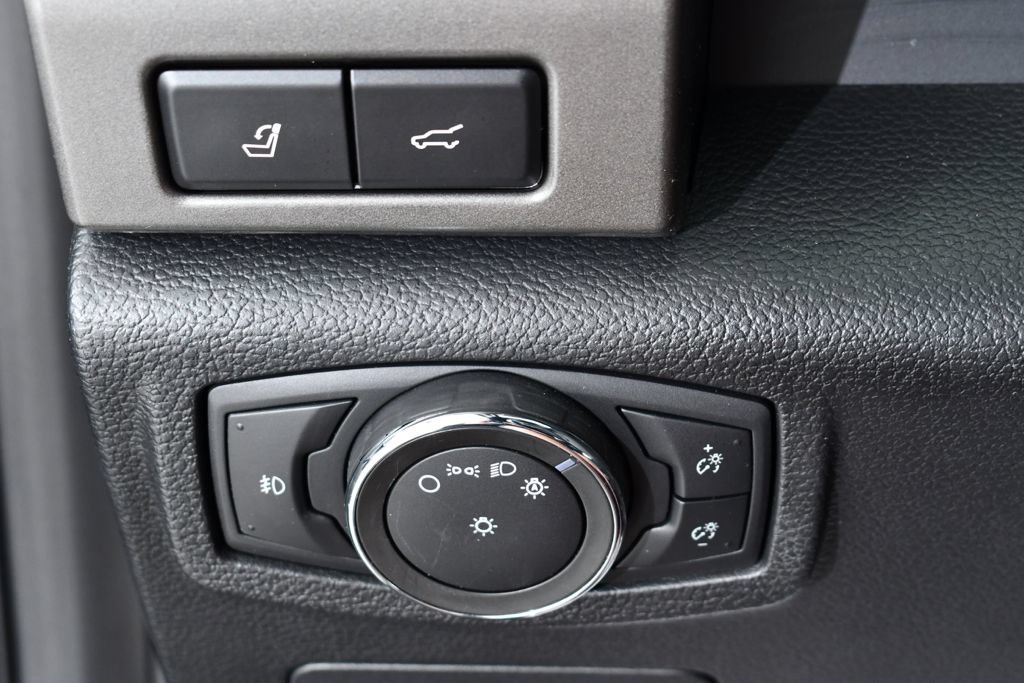 Used 2021 Ford Expedition XLT AWD/4WD image 32