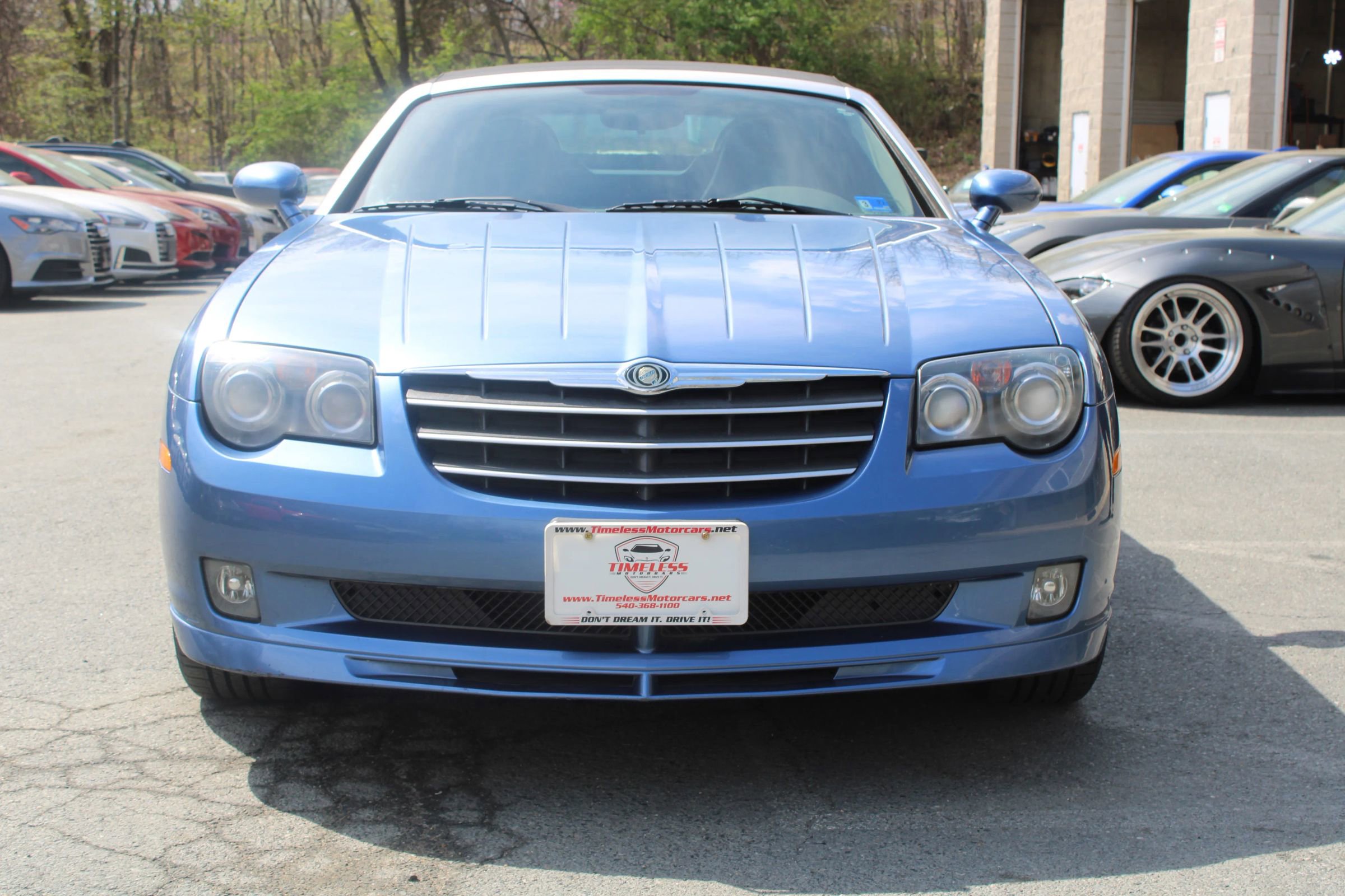 Used 2005 Chrysler Crossfire SRT-6 image 2
