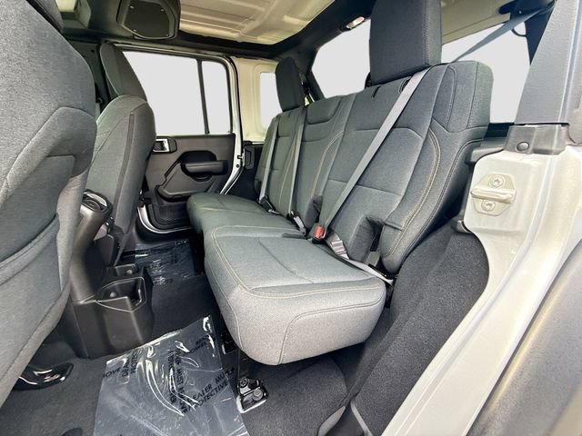 Used 2024 Jeep Wrangler Unlimited Sport AWD/4WD image 19
