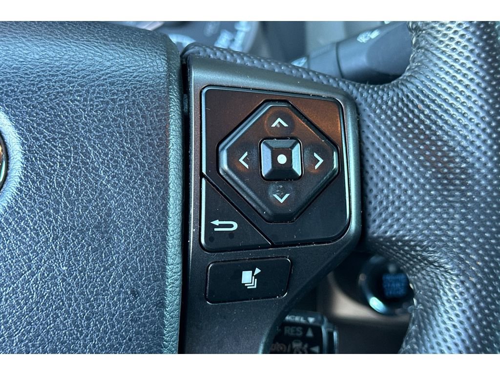 Used 2018 Toyota Tacoma TRD Sport w/ TRD Premium Sport Package image 28