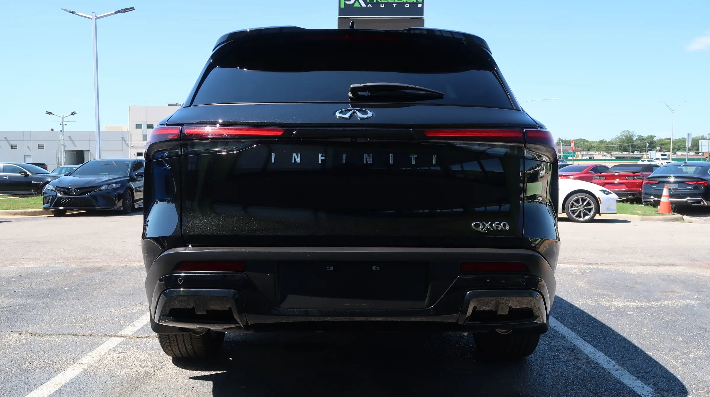 Used 2025 INFINITI QX60 Luxe image 9