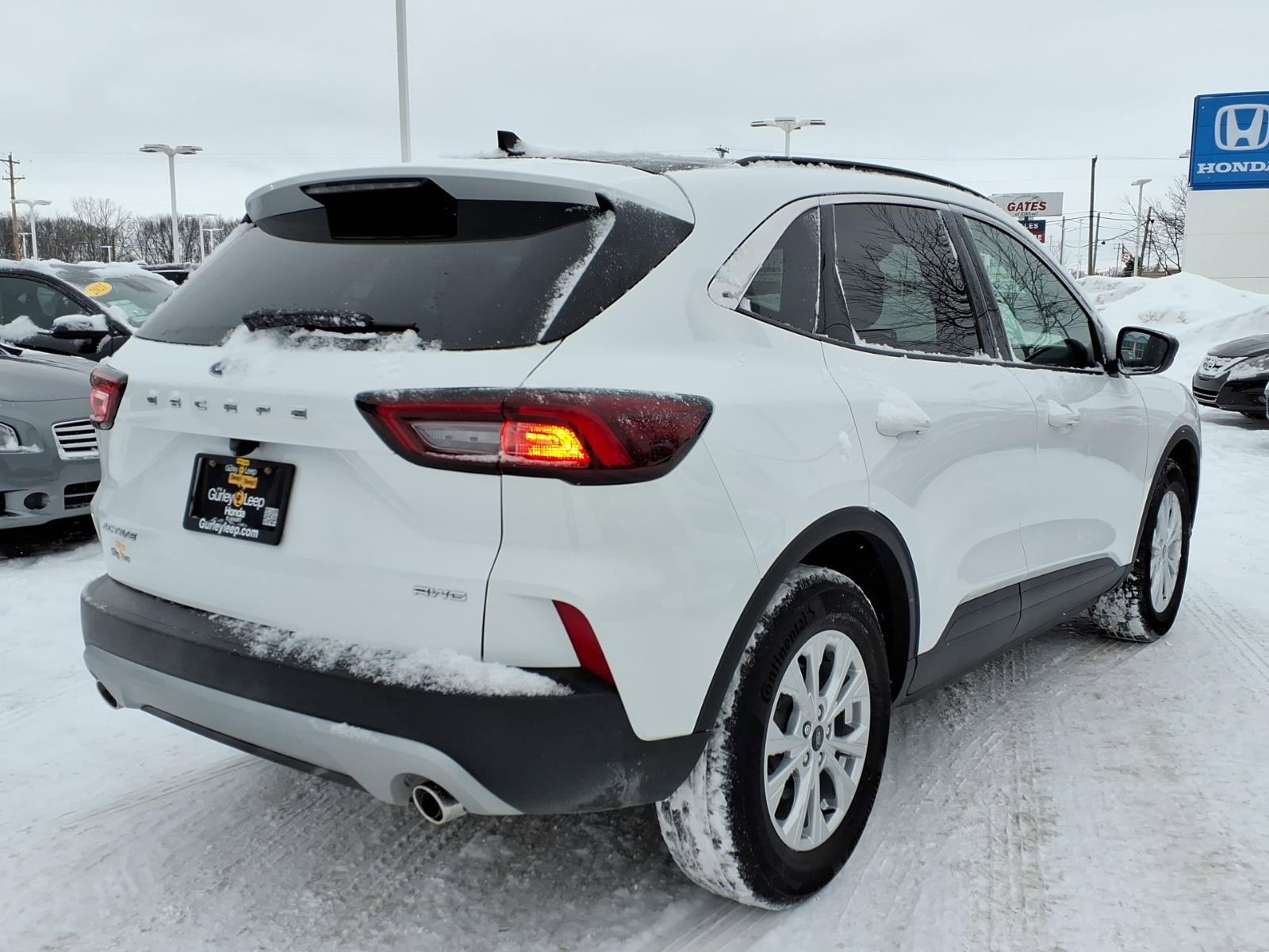 Used 2023 Ford Escape Active image 12