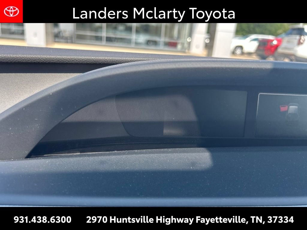 Used 2021 Toyota Prius Limited w/ Premium Convenience Package FWD image 9