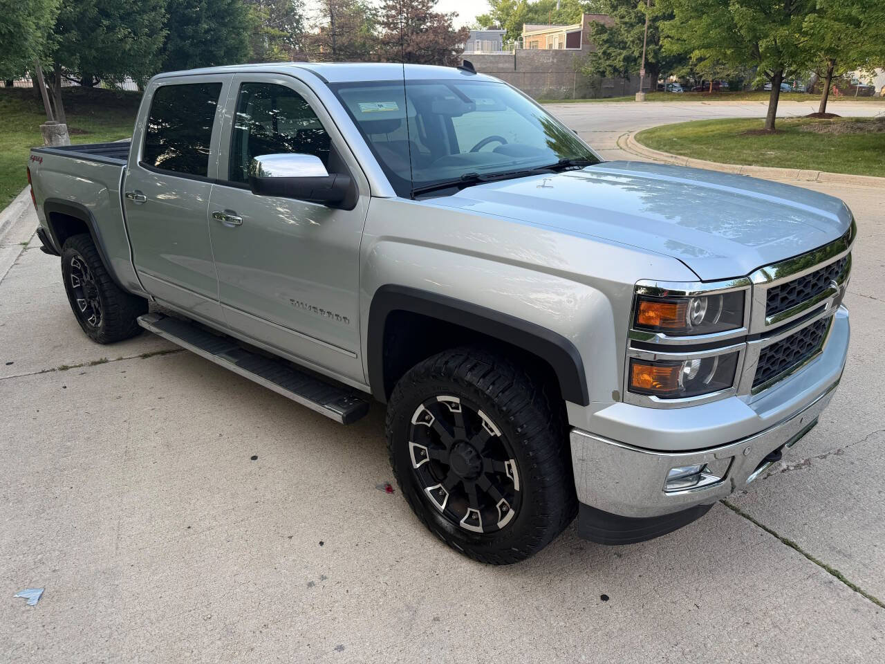 Used 2014 Chevrolet Silverado 1500 LTZ w/ LTZ Plus Package AWD/4WD image 3
