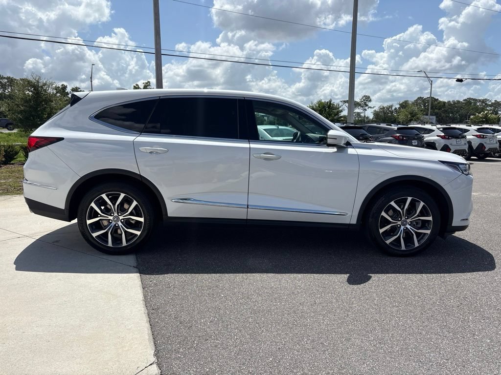 Used 2024 Acura MDX w/ Technology Package FWD image 4