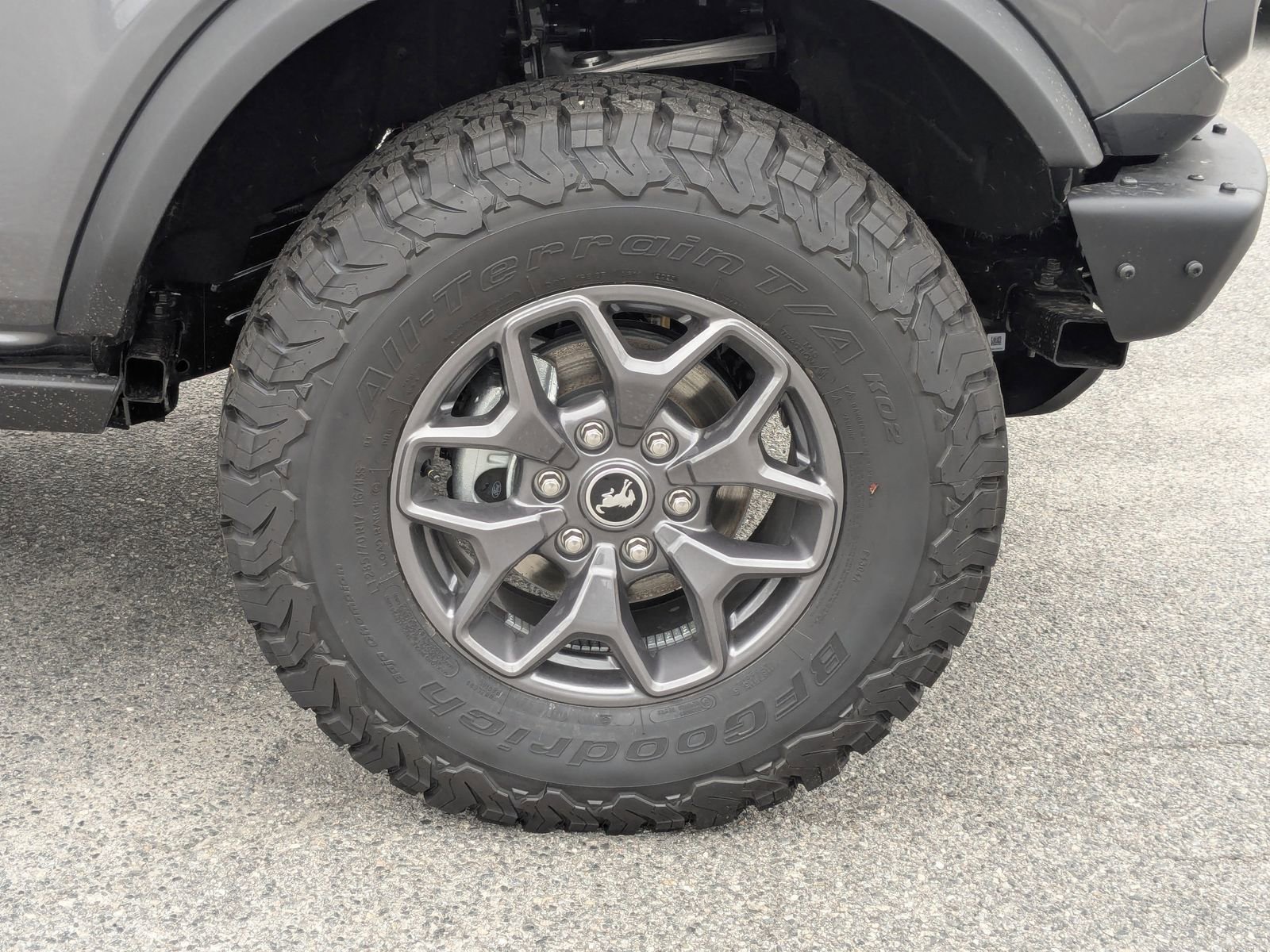 New 2025 Ford Bronco Badlands image 13