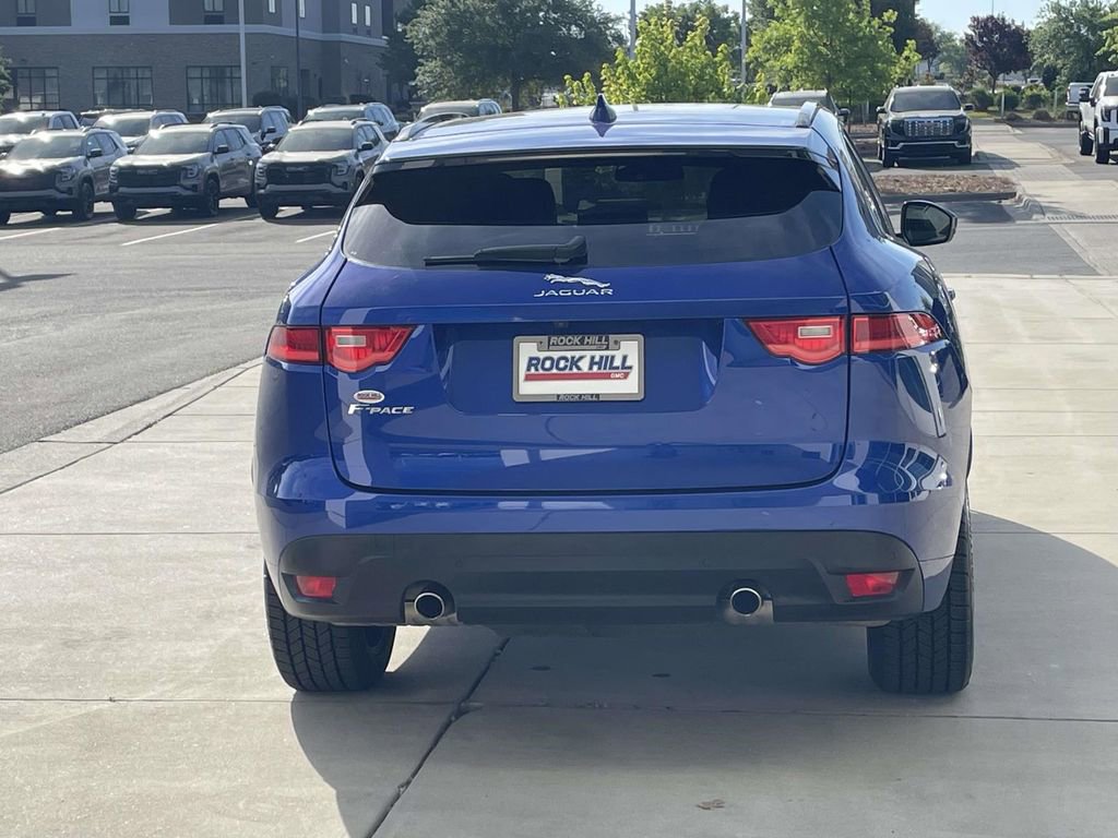 Used 2018 Jaguar F-PACE R-Sport image 7
