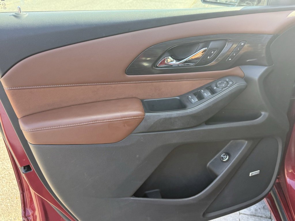 Certified 2018 Chevrolet Traverse High Country image 9