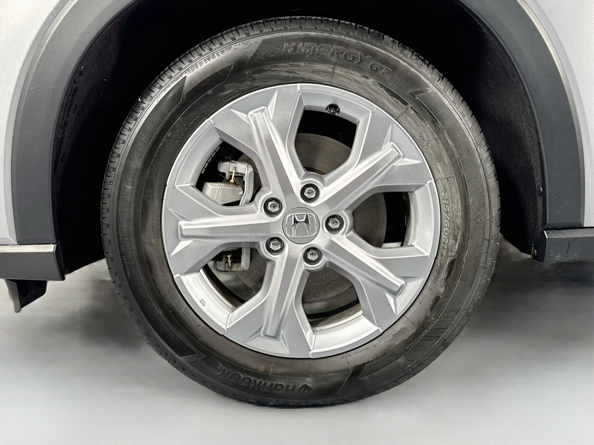 Certified 2024 Honda HR-V LX image 28