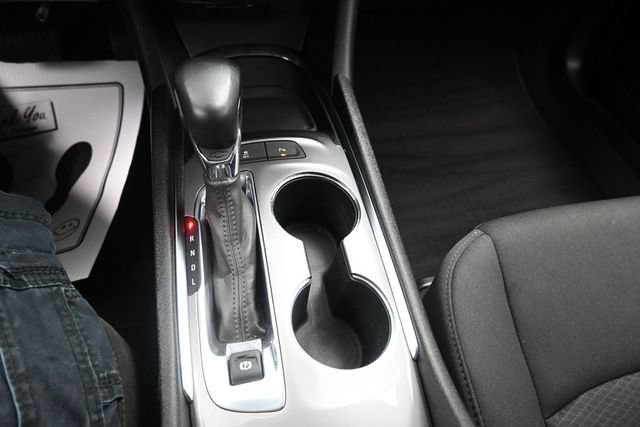 Used 2024 Chevrolet Malibu LT w/ Sport Edition FWD image 11