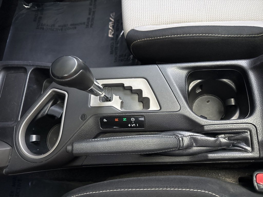 Used 2016 Toyota RAV4 XLE image 21