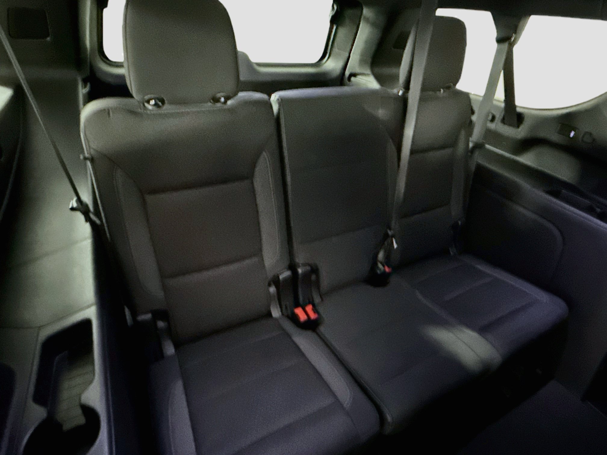 Used 2023 Chevrolet Suburban LS RWD image 27