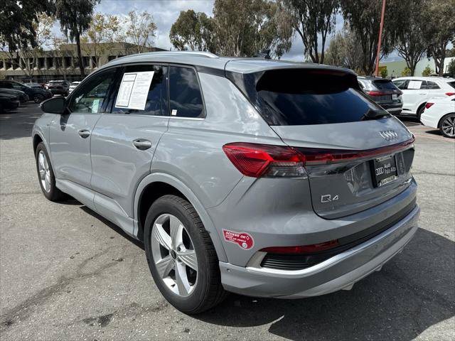 Used 2023 Audi Q4 e-tron Premium Plus w/ Premium Plus AWD/4WD image 4