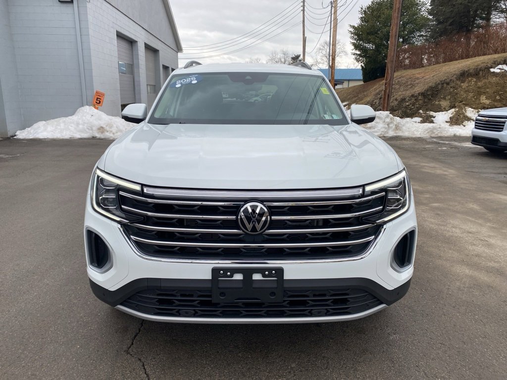 Used 2025 Volkswagen Atlas SE image 8