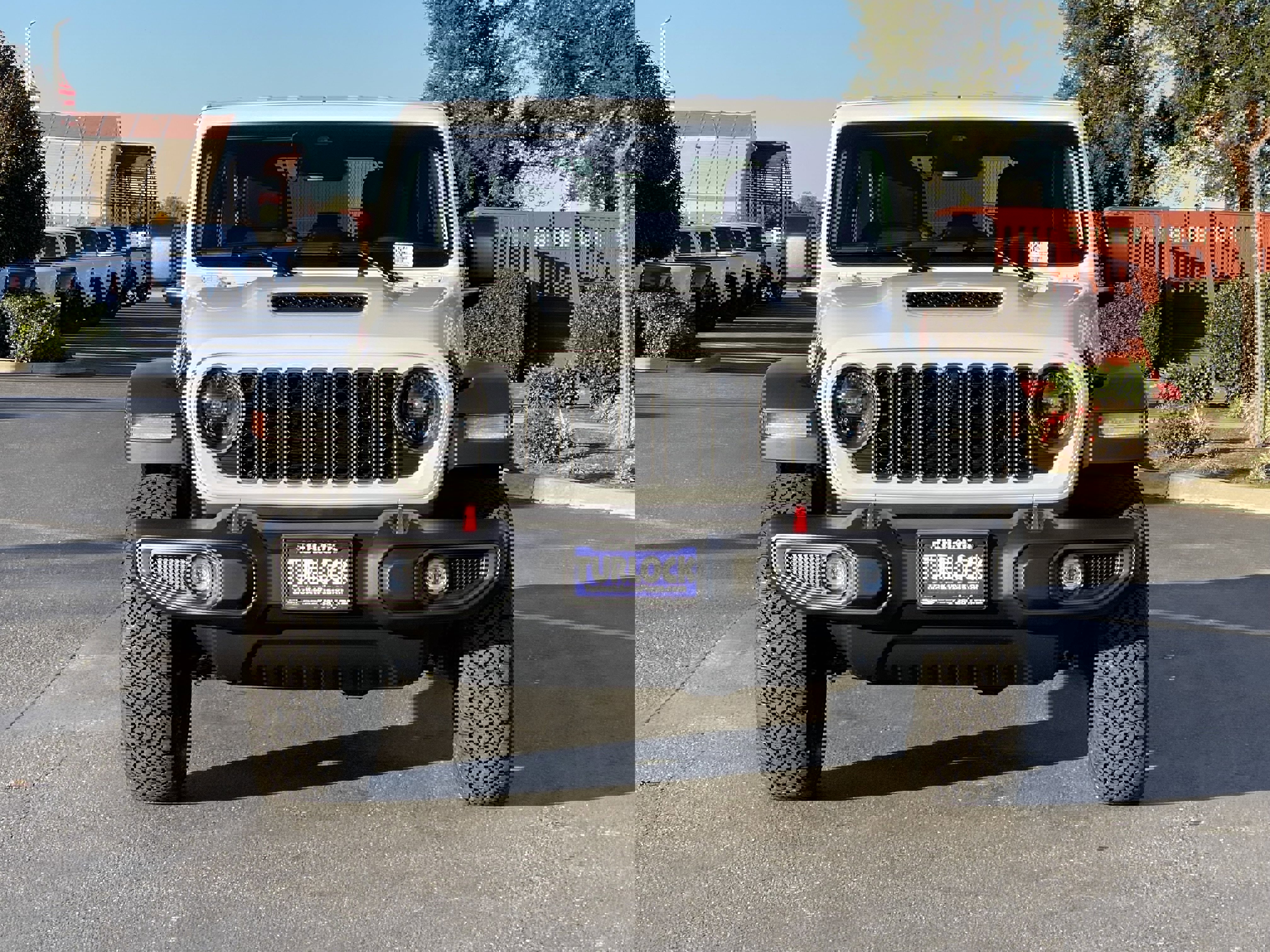 New 2026 Jeep Wrangler Unlimited Rubicon w/ Technology Group image 3