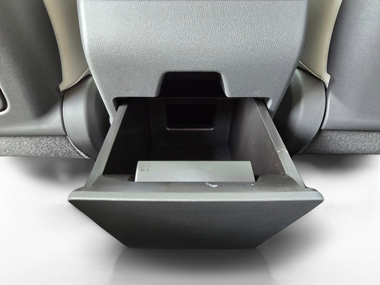 New 2026 Hyundai Santa Fe SE image 12