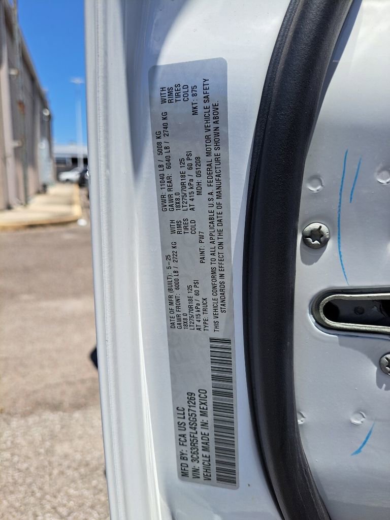 Used 2025 RAM 2500 Laramie image 26