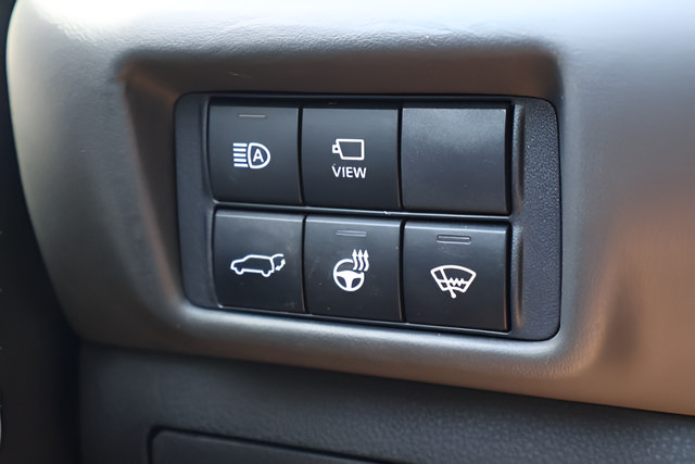 Used 2022 Toyota Highlander Limited AWD/4WD image 23