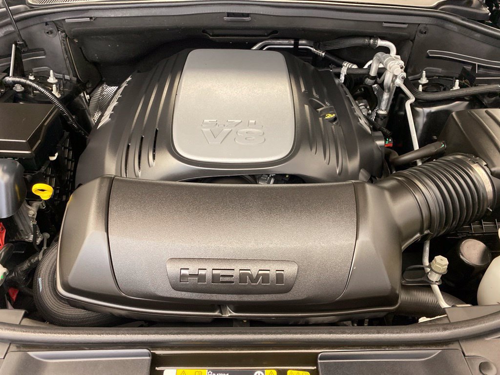 Used 2023 Dodge Durango R/T w/ Hemi Orange Plus Package AWD/4WD image 31