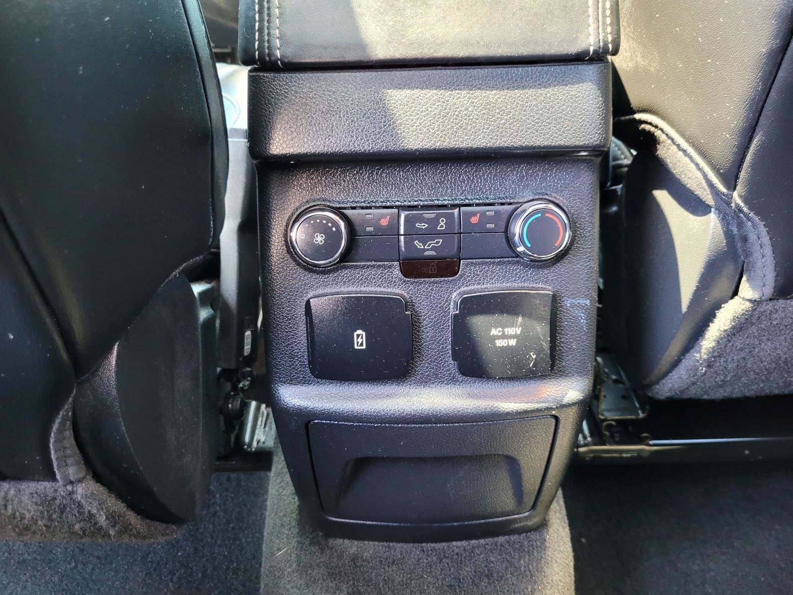 Used 2016 Ford Explorer Platinum AWD/4WD image 17