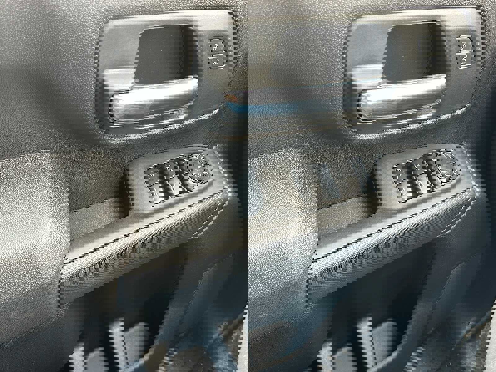 New 2026 GMC Sierra 2500 Pro w/ 1SA Pro Safety Plus Package image 30