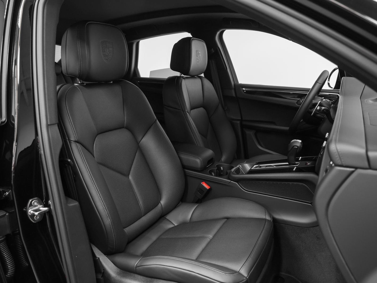 New 2026 Porsche Macan S AWD/4WD image 24