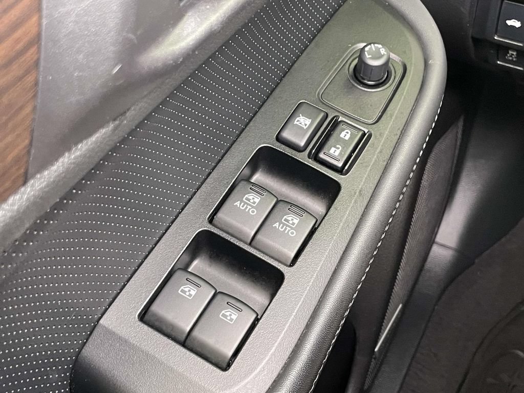 Used 2017 Subaru Legacy 2.5i Limited w/ Cargo Package AWD/4WD image 33