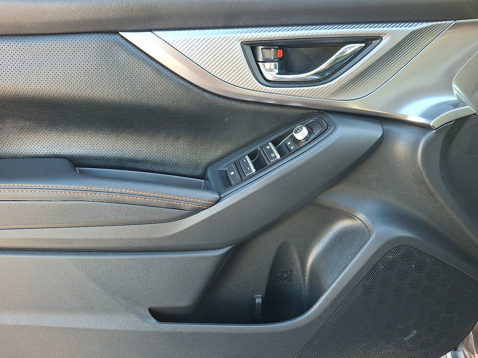 Used 2023 Subaru Crosstrek 2.5i Limited w/ Moonroof Package image 13