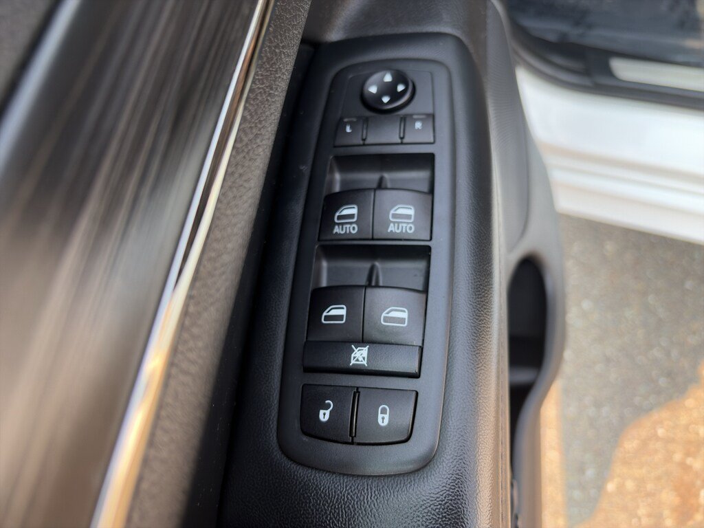 Used 2020 Jeep Grand Cherokee Limited X AWD/4WD image 11