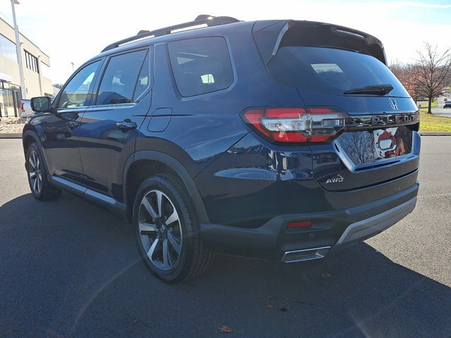 Certified 2023 Honda Pilot Elite image 4