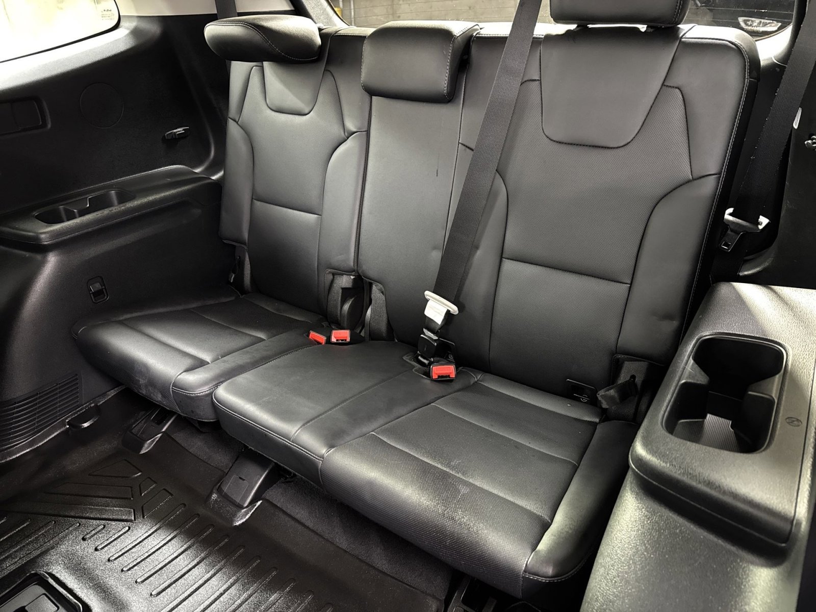 Used 2022 Kia Telluride EX w/ EX Premium Package image 30