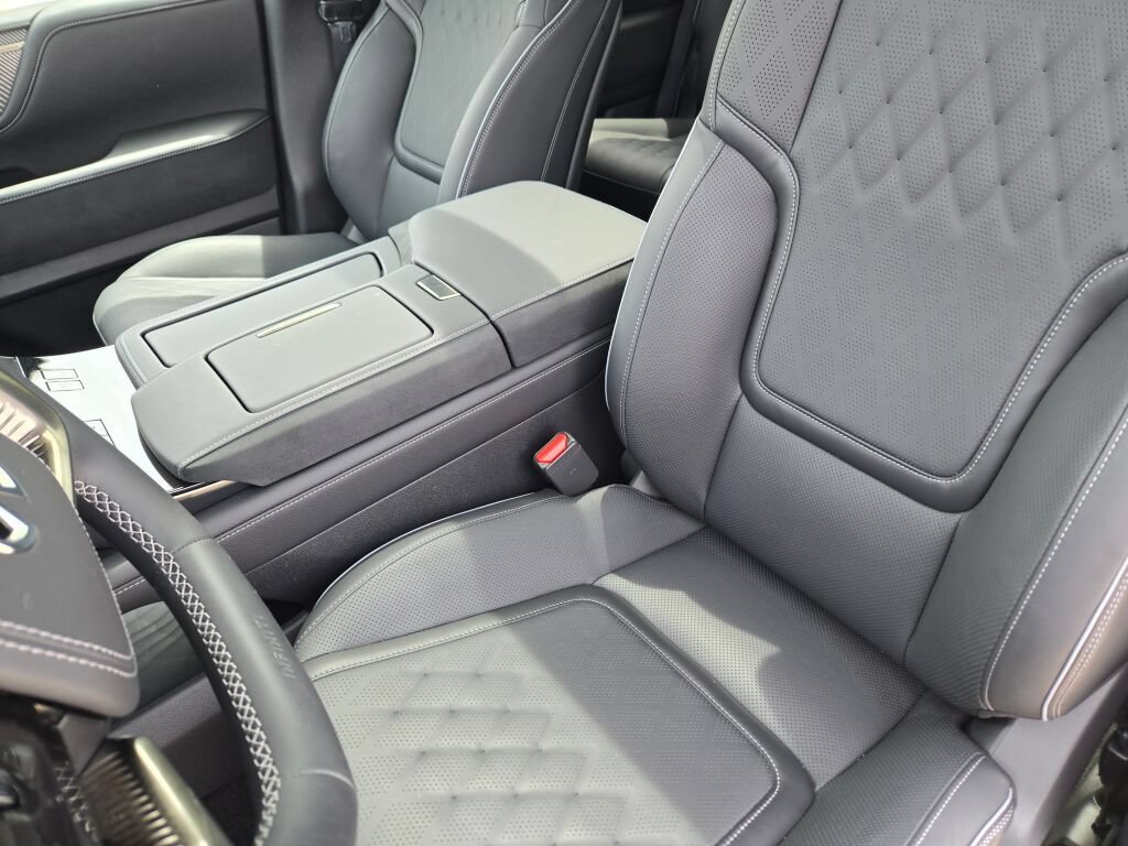 Used 2026 INFINITI QX80 Autograph w/ Premium Cargo Package AWD/4WD image 27