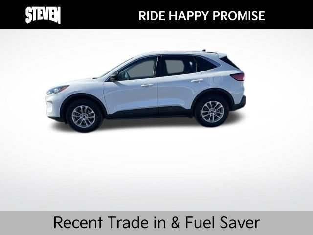 Used 2022 Ford Escape SE image 2