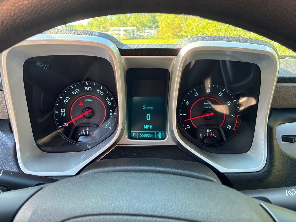 Used 2015 Chevrolet Camaro LS RWD image 15