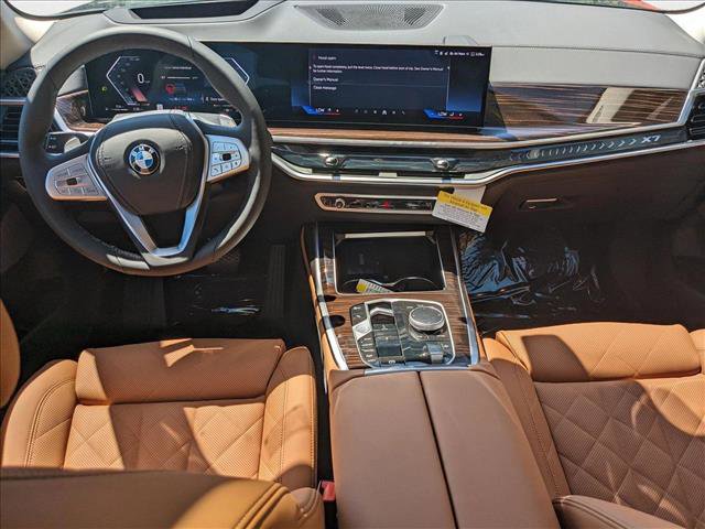 Used 2026 BMW X7 xDrive40i w/ Premium Package image 16