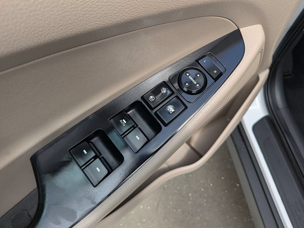 Used 2019 Hyundai Tucson SEL FWD image 18