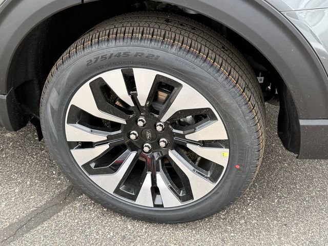 New 2026 Ford Explorer Platinum w/ LUX Leather Package AWD/4WD image 9